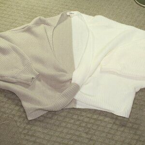 Takara Women's Size L Tan Cream Cropped Pullover Open Front Sweater